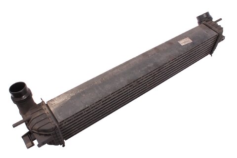 Chladič nasávaného vzduchu - intercooler