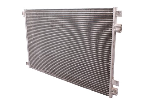 Chladič klimatizácie - kondenzátor