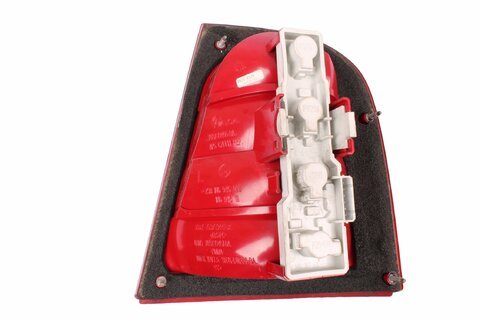 Svetlo zadnej ľavej sedan 09 / 00- komplet orig.