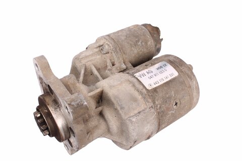 Štartér 1 kW 047911023G