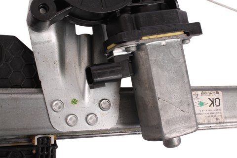 Pravý predný sťahovací mechanizmus okna elektrický - s motorom