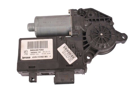 Motorček ľavej prednej sťahovačky