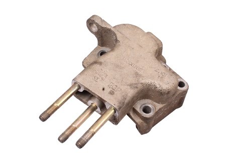 Držiak motora horný