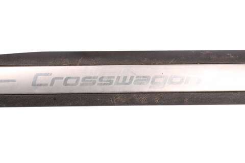 Plastová prahová lišta predná ľavá Crosswagon