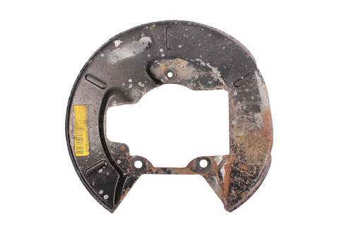 Brzdový štít zadných kolies pravý 4x4