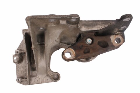 Silentblok zavesenie motora