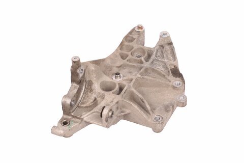 Držiak alternátora