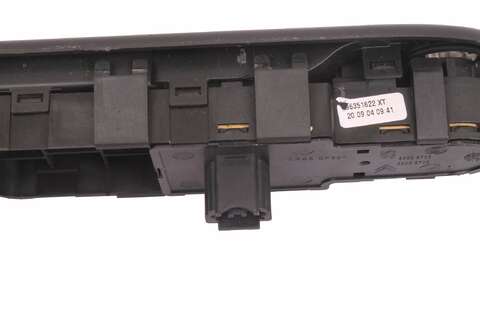 Tlačidlá sťahovania okien prednej ľavej (6 pin)