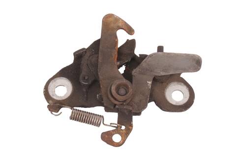 Zámok kapoty 793449