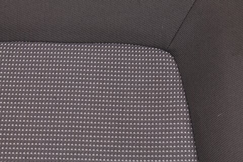 sedadlo spolujazdca sklopné