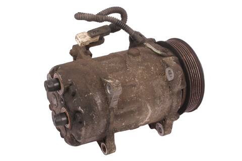 Kompresor klimatizácie SD7V161106