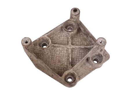 Držiak kompresora klimatizácie