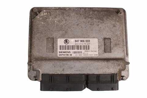 Riadiaca jednotka motora (50 kW) 047906033