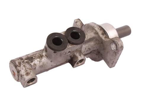 Hlavný brzdový valec 4601R0