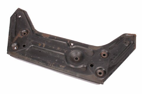 Nápravnica predná (bez držiaka výfuku)