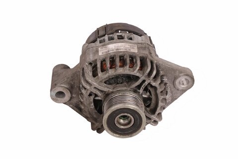 Alternátor