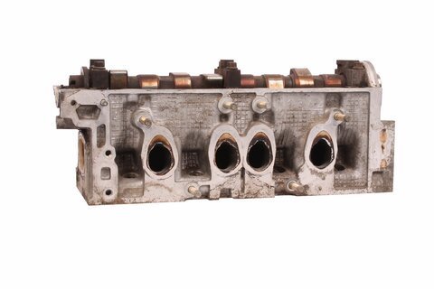 Hlava motora s ventilmi a vačkovým hriadeľom s časovaním ventilov