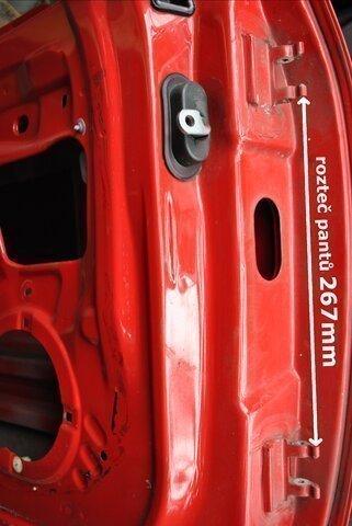 Dvere prednej ľavej L 5dv. tália