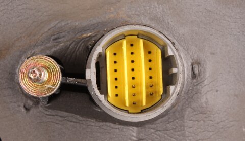 Ľavej spätné zrkadlo elektricky ovládané a vyhrievané - lakované