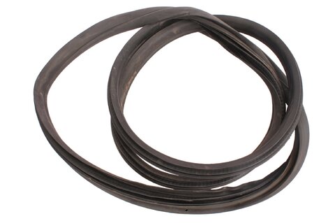 Gumové tesnenie predných dverí čierne 5J0867365E