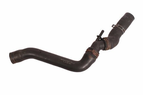 Hadice vody od príruby k chladiču chladiaceho okruhu 1J0122101A