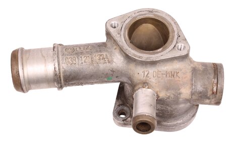 Príruba pre vozidlá s kúrením s žhaviacou sviečkou 038121133A