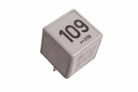 Elektrické relé (č.109) 1J0906381A