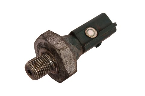 Spínač tlaku oleja