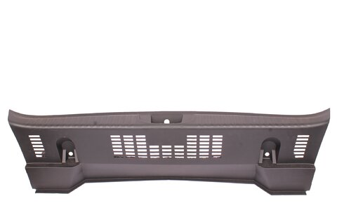 Vnútorný plastový kryt prahu kufra