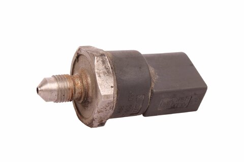 Snímač tlaku paliva 06J906051 C/D/G/A