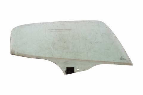 Pravé sklo zadných dverí (zelené) hatchback