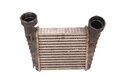 Chladič nasávaného vzduchu - intercooler 8D0145805C